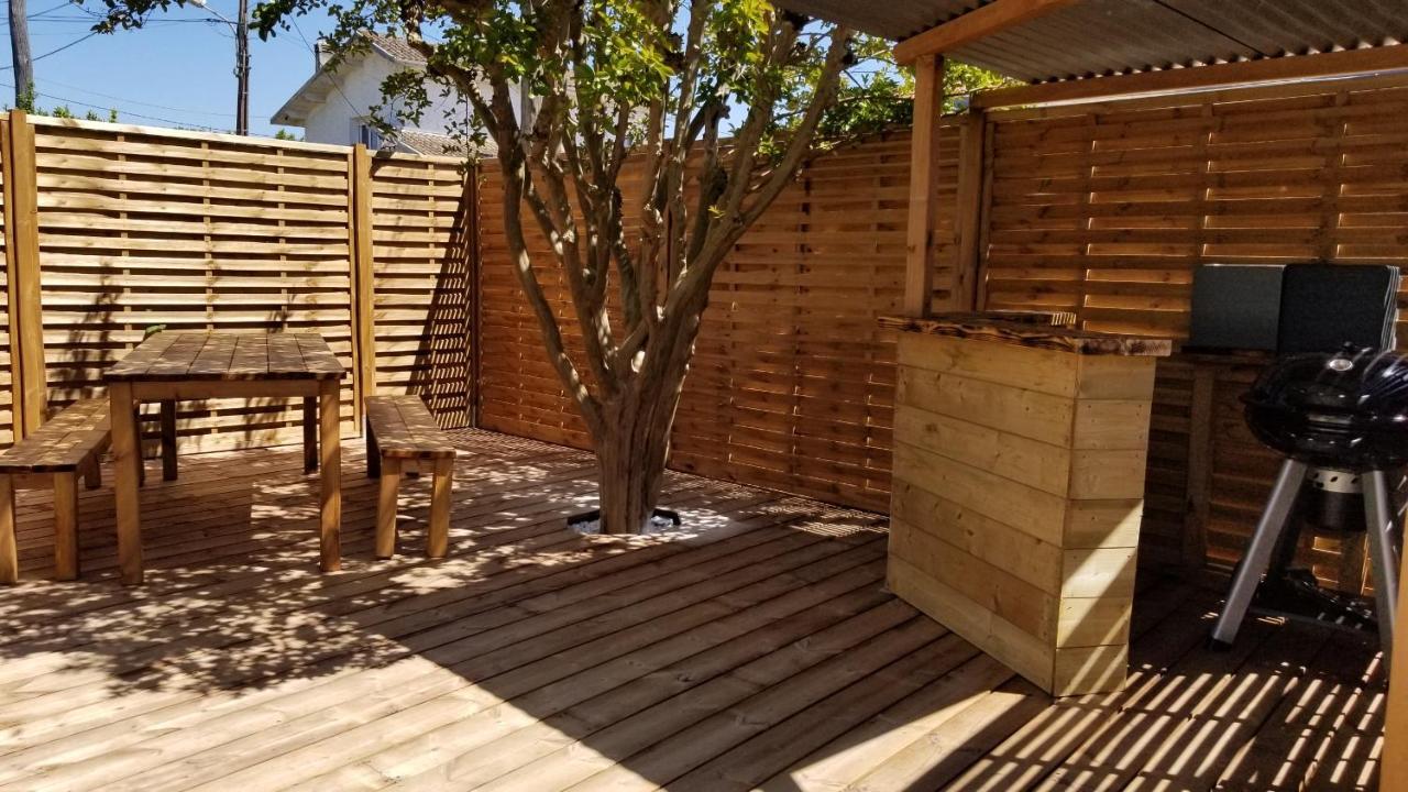 Holiday home Au Bois Flotte D'eau D'ange